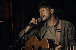 Aaron Norton — Live Acoustic Musician